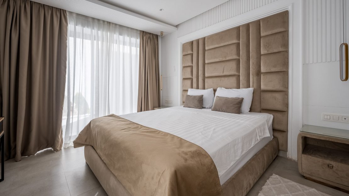 Chambre5-DSC_6010-HDR-1110×623